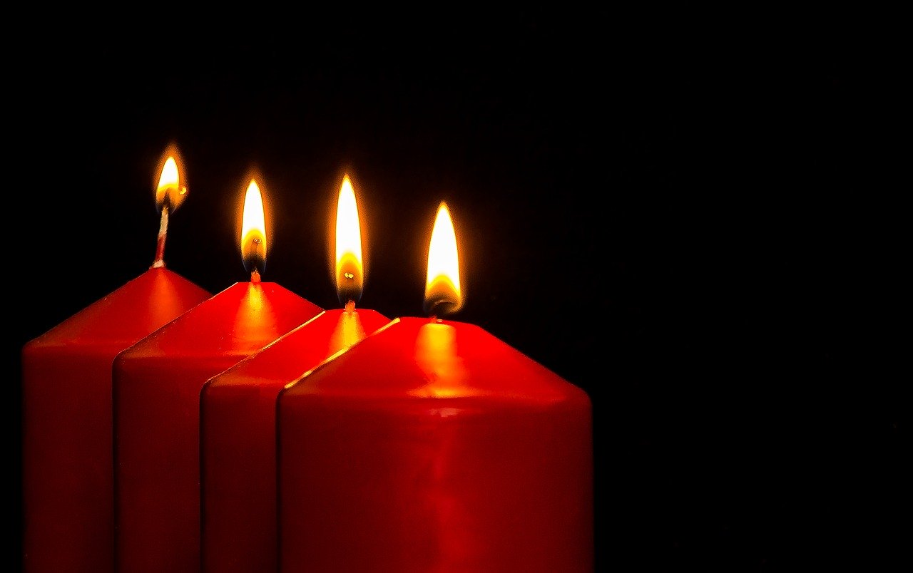 Easy Red Candle Love Spells